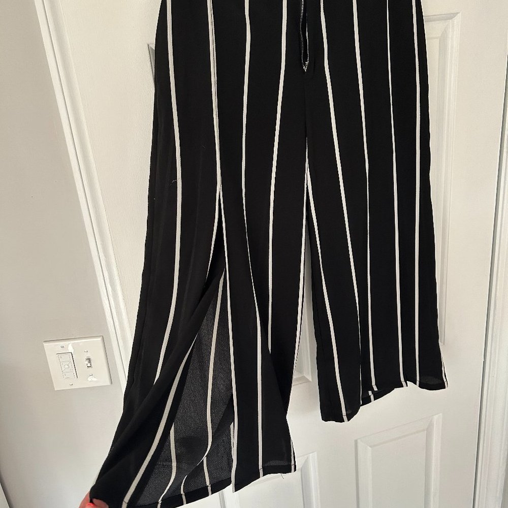Dress plants with slits